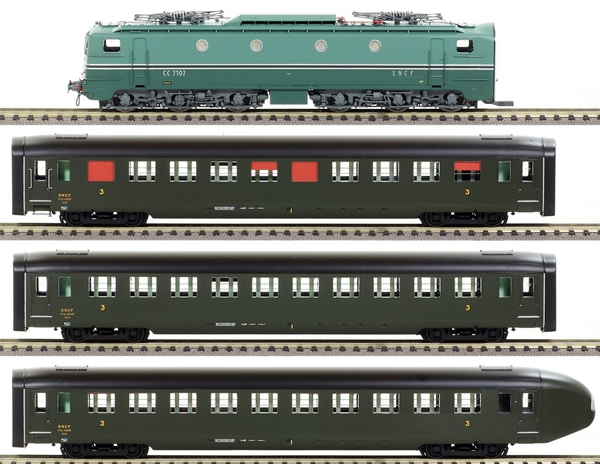 REE Modeles CM-004 - WORLD RECORD TRAIN 28/03/1955 331km/h, CC 7102  ANALOG Loco and 3 DEV U46 C10 coaches, Era III, DCC